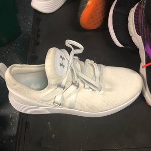 Under Armour Breathe Trainer